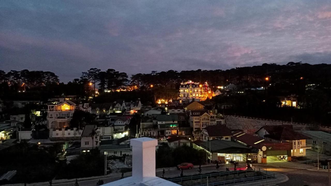 Crown Dalat Hotel Da Lat Exterior foto